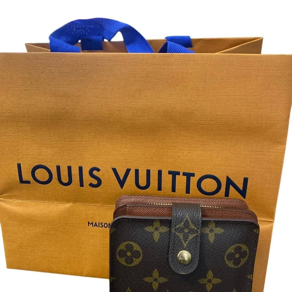 Louis Vuitton Monogram Wallet